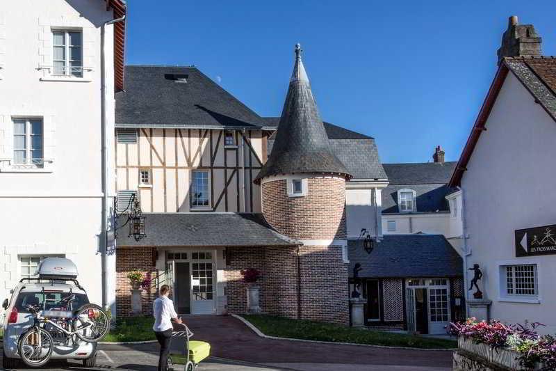 Relais Des Trois Chateaux Hotel-Restaurant - Teritoria Cour-Cheverny Exteriér fotografie