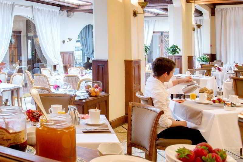 Relais Des Trois Chateaux Hotel-Restaurant - Teritoria Cour-Cheverny Exteriér fotografie