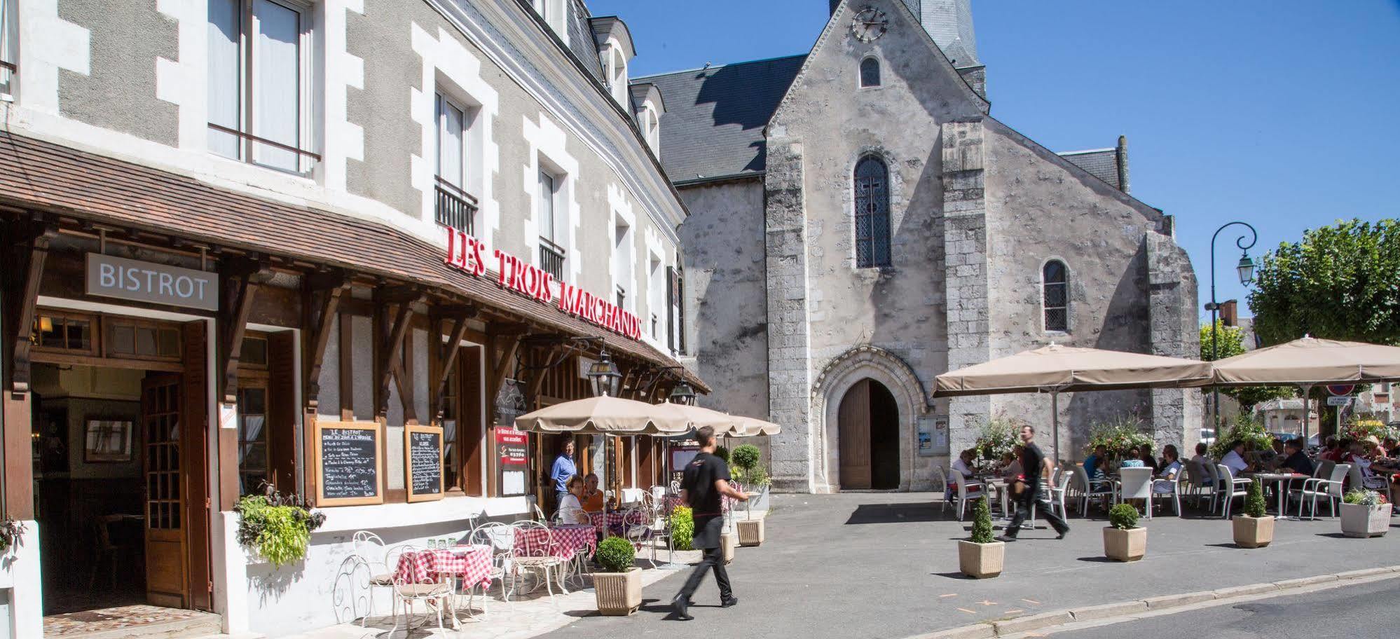 Relais Des Trois Chateaux Hotel-Restaurant - Teritoria Cour-Cheverny Exteriér fotografie